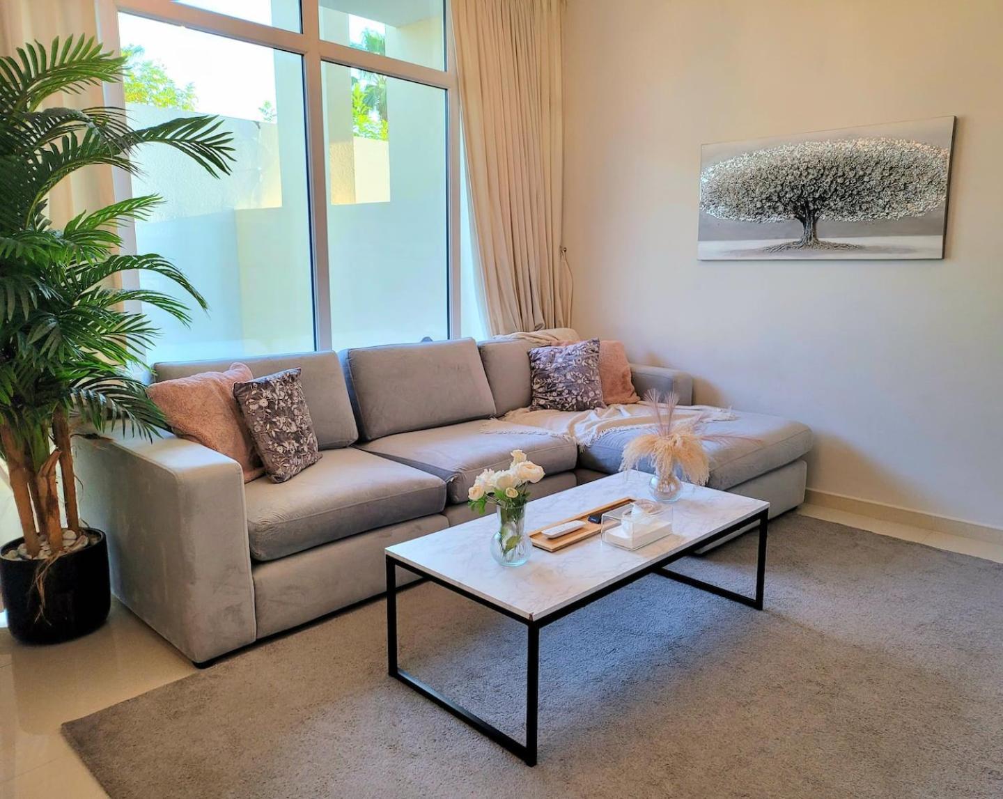 Villa Victoria Damac Hills 2 Family Retreat With Waterpark And Petting Farm Dubai Bagian luar foto