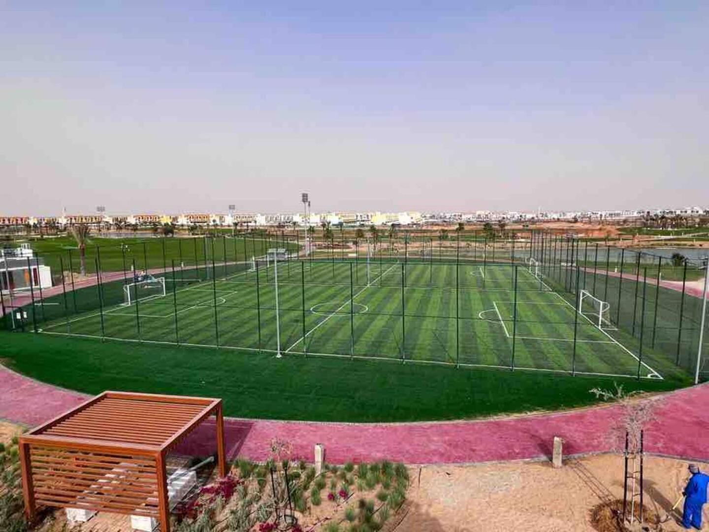 Villa Victoria Damac Hills 2 Family Retreat With Waterpark And Petting Farm Dubai Bagian luar foto